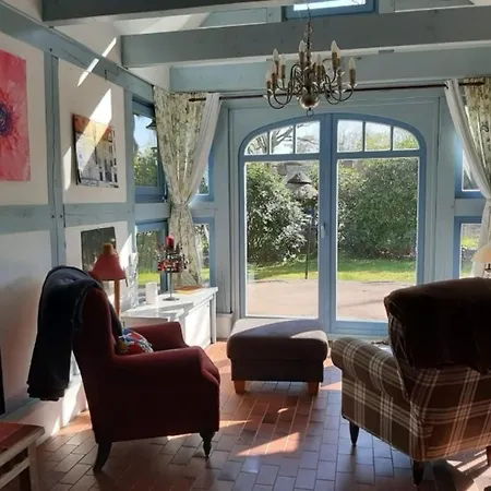 Traumhaftes Reetdachhaus 